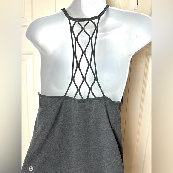 LULULEMON Love Knot Lattice Tank Top Workout Shirt Heathered Black Gray Crochet - Picture 9 of 12